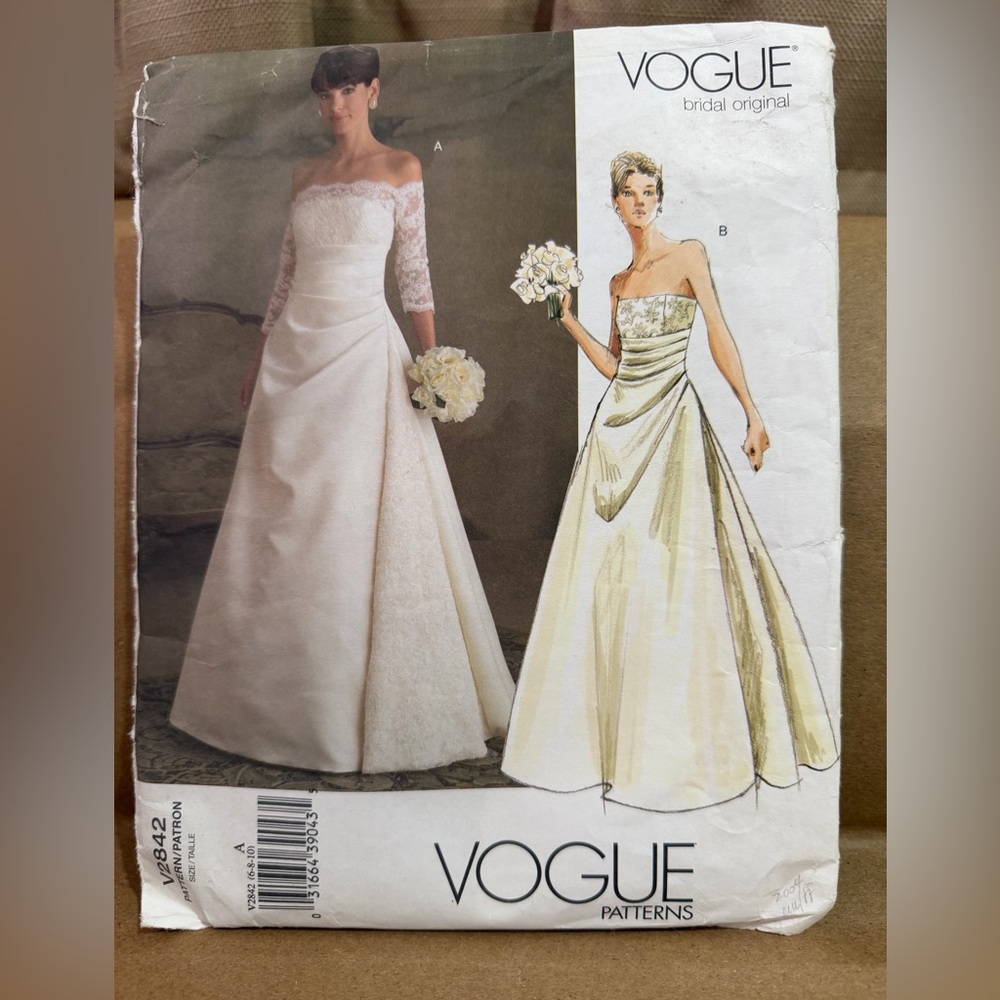 Wedding Dress Vogue Pattern 2842 Strapless Gown Pattern 
Sizes 6-8-10 
UCFF NOS